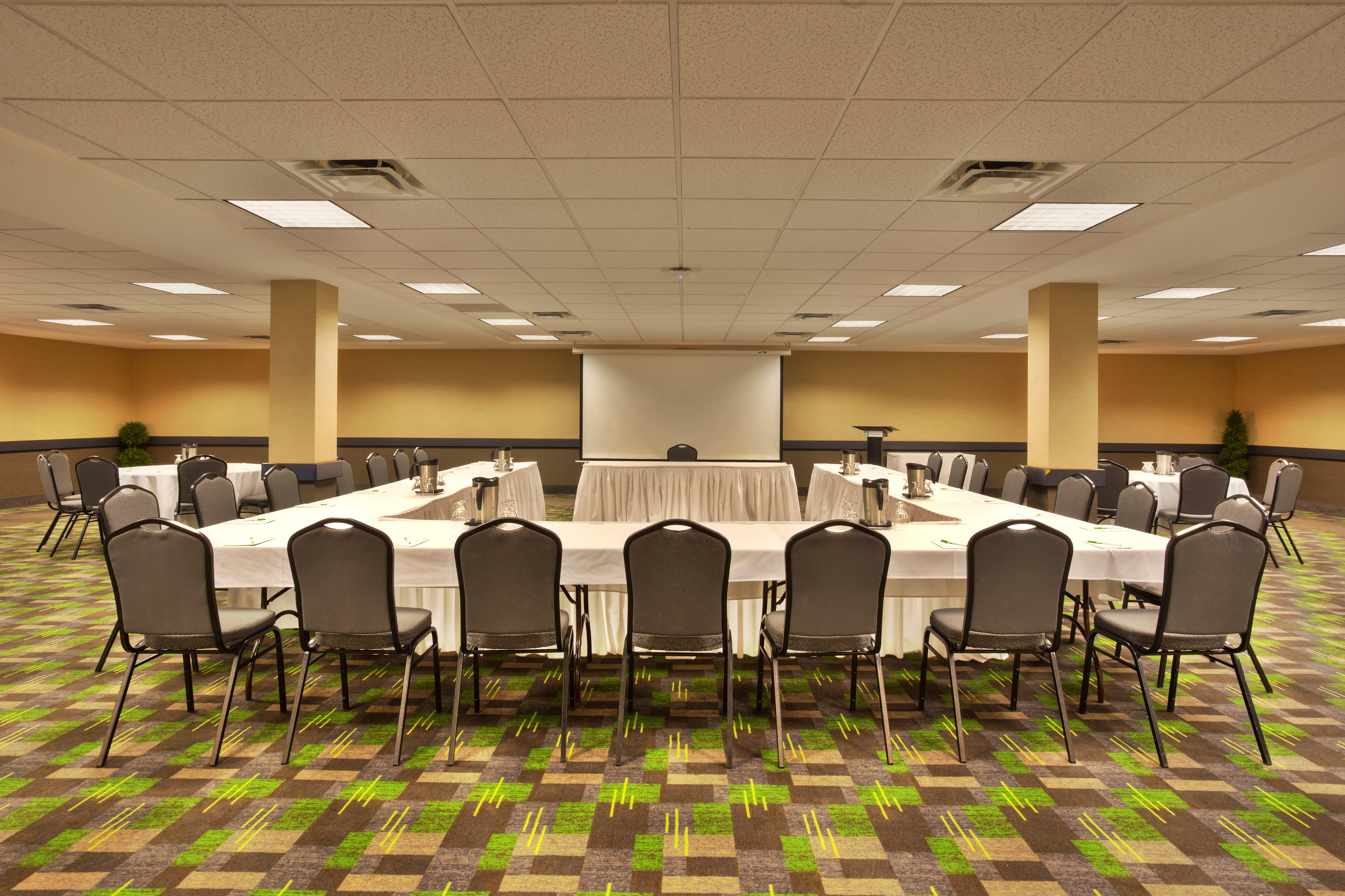 Holiday Inn Express Winnipeg Airport - Polo Park By Ihg Eksteriør bilde