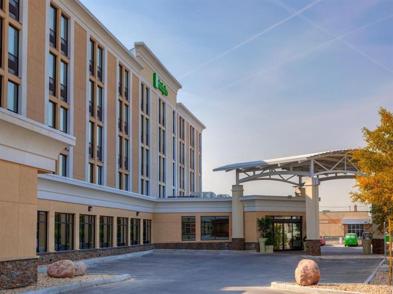 Holiday Inn Express Winnipeg Airport - Polo Park By Ihg Eksteriør bilde