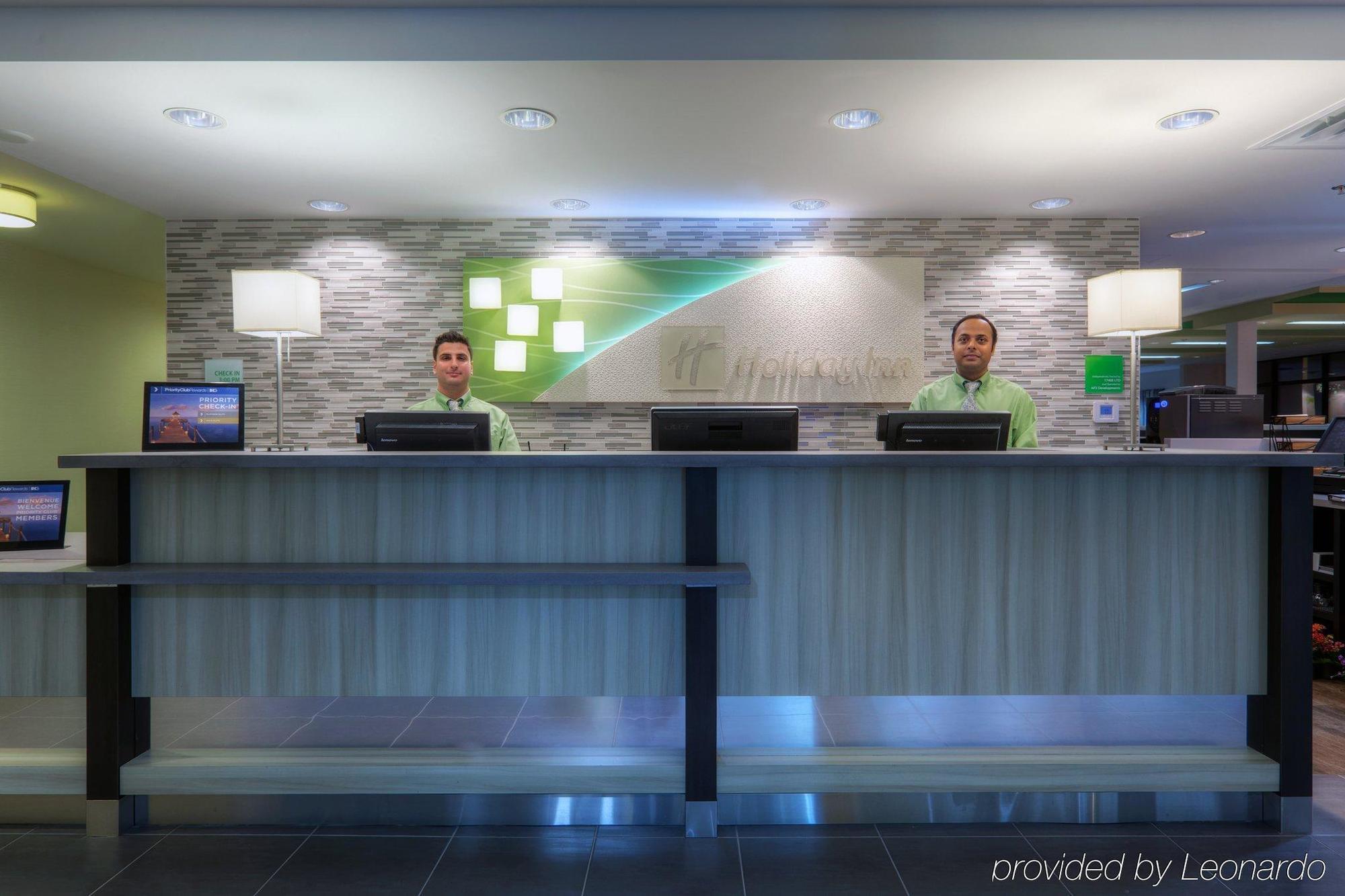 Holiday Inn Express Winnipeg Airport - Polo Park By Ihg Eksteriør bilde