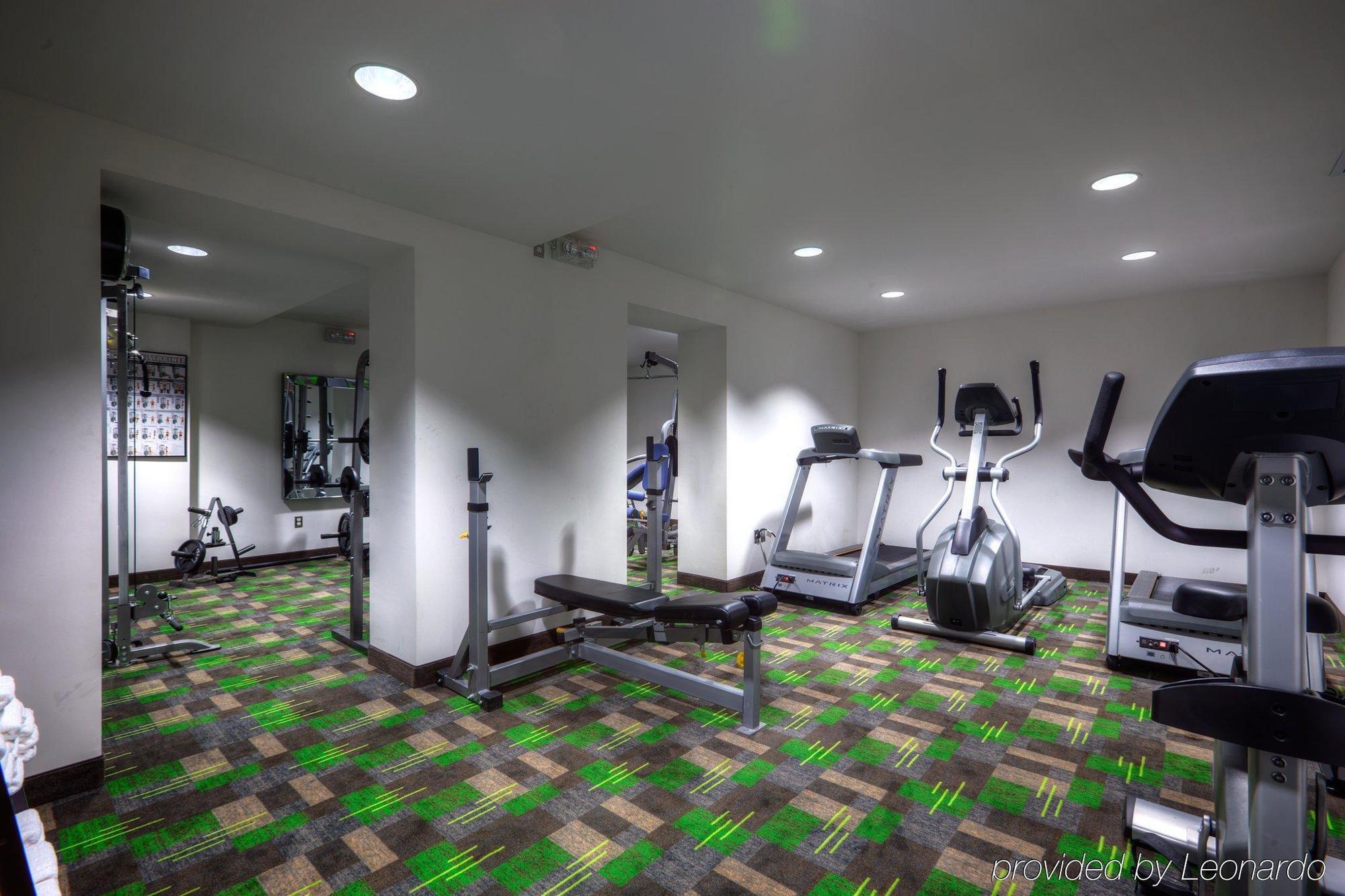 Holiday Inn Express Winnipeg Airport - Polo Park By Ihg Eksteriør bilde