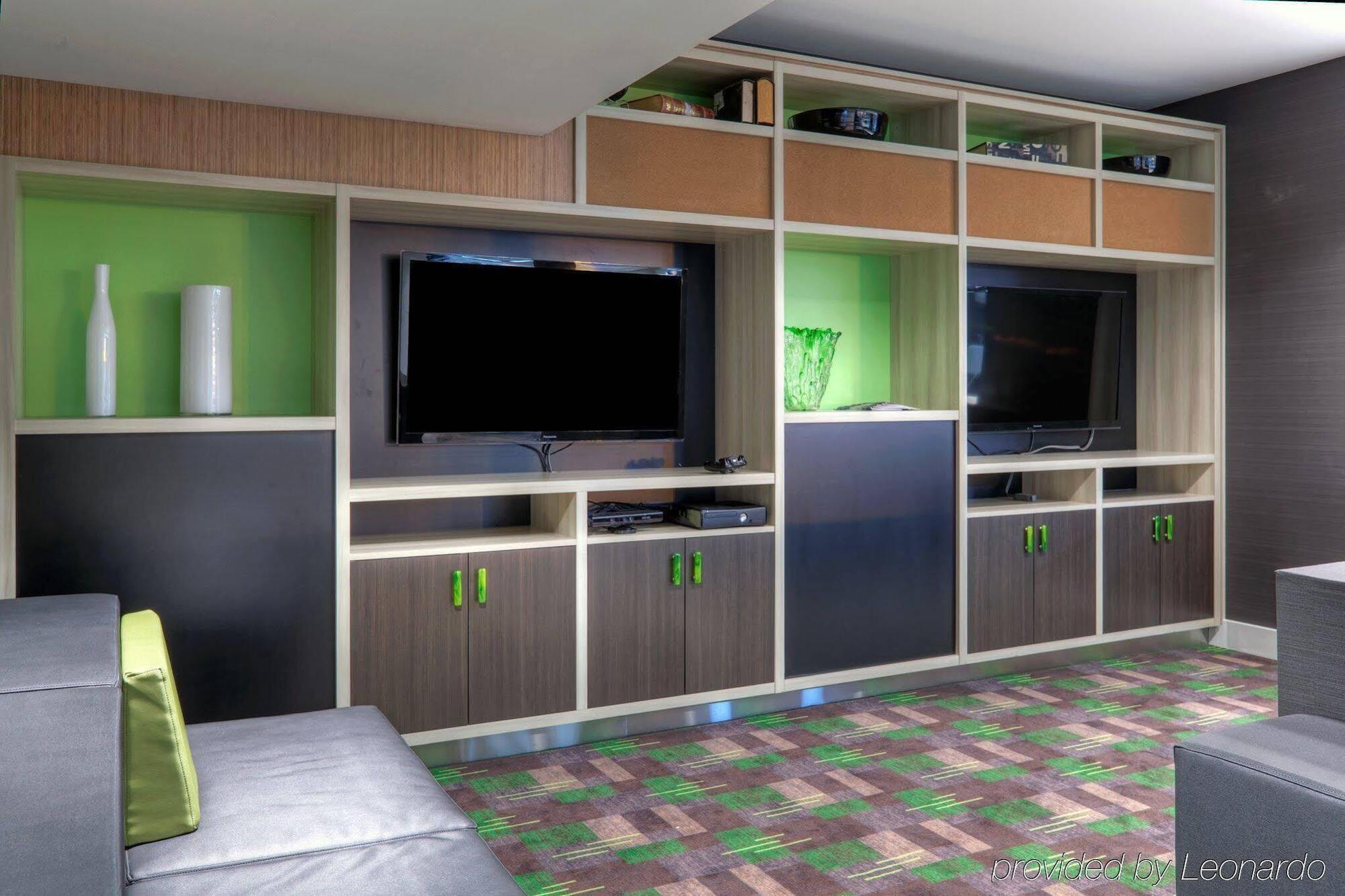 Holiday Inn Express Winnipeg Airport - Polo Park By Ihg Eksteriør bilde